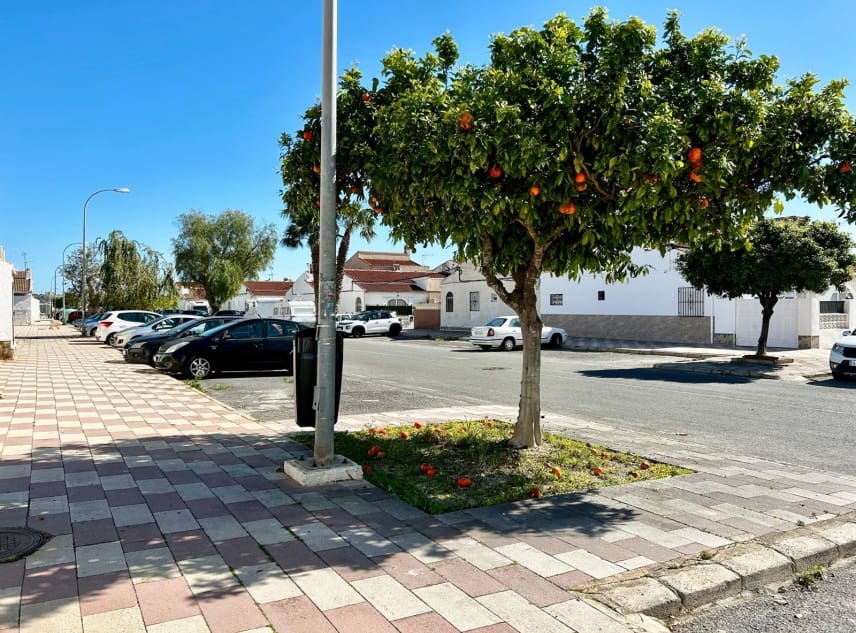 3 bedroom Bungalow for sale in La Siesta - € 112,000 (Ref: 9716575)