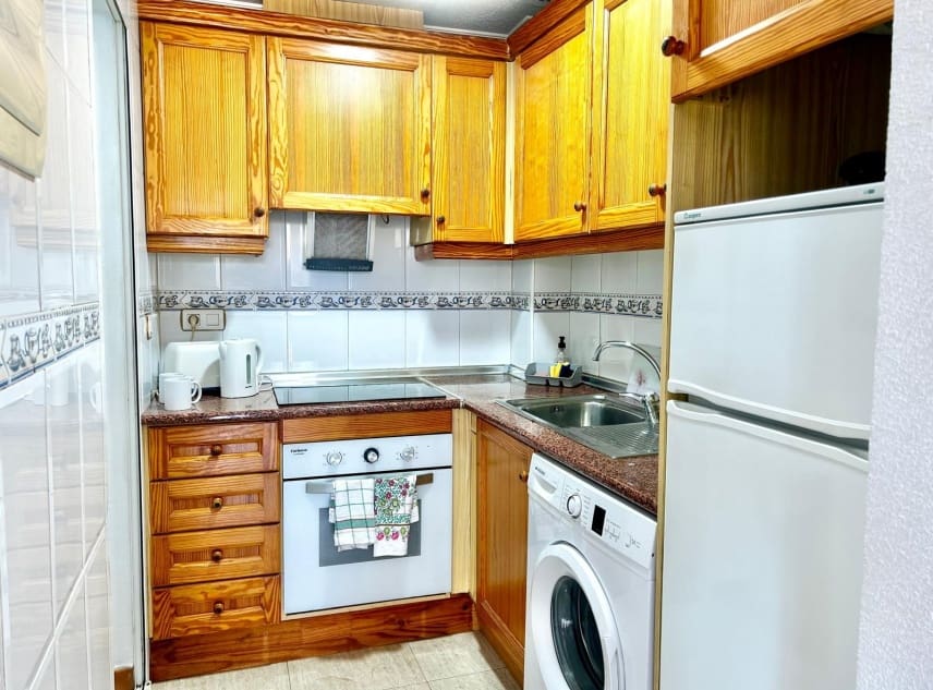 2 soverom Hus til salgs i Torrevieja med svømmebasseng - € 139 000 (Ref: 9737044)