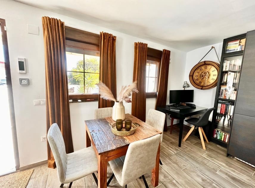 2 chambre Bungalow à vendre à La Torreta - 175 000 € (Ref: 9750837)