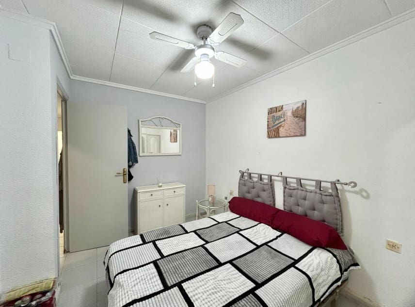 2 bedroom Bungalow for sale in San Luis - € 115,000 (Ref: 9802909)