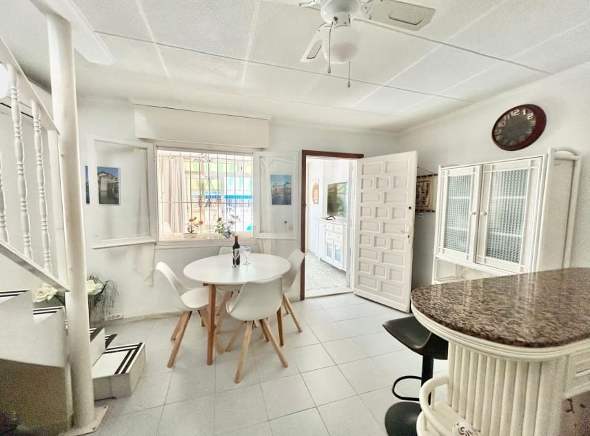 2 bedroom Bungalow for sale in San Luis - € 115,000 (Ref: 9802909)