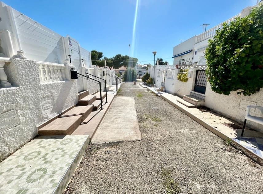 2 bedroom Bungalow for sale in San Luis - € 115,000 (Ref: 9802909)