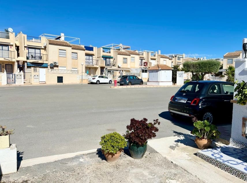 2 bedroom Bungalow for sale in San Luis - € 115,000 (Ref: 9802909)