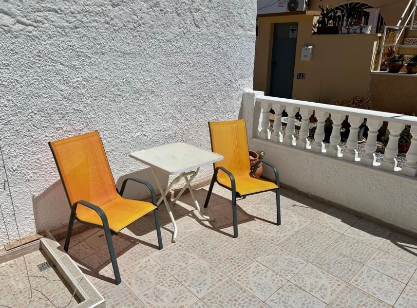 2 Zimmer Bungalow zu verkaufen in La Siesta - 99.950 € (Ref: 9805648)
