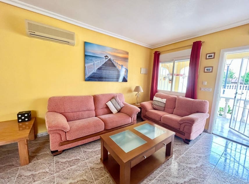 3 bedroom Villa for sale in La Torreta with pool garage - € 179,950 (Ref: 9823488)