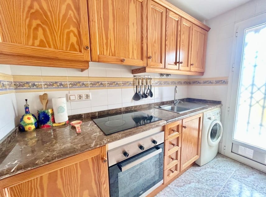 3 bedroom Villa for sale in La Torreta with pool garage - € 179,950 (Ref: 9823488)