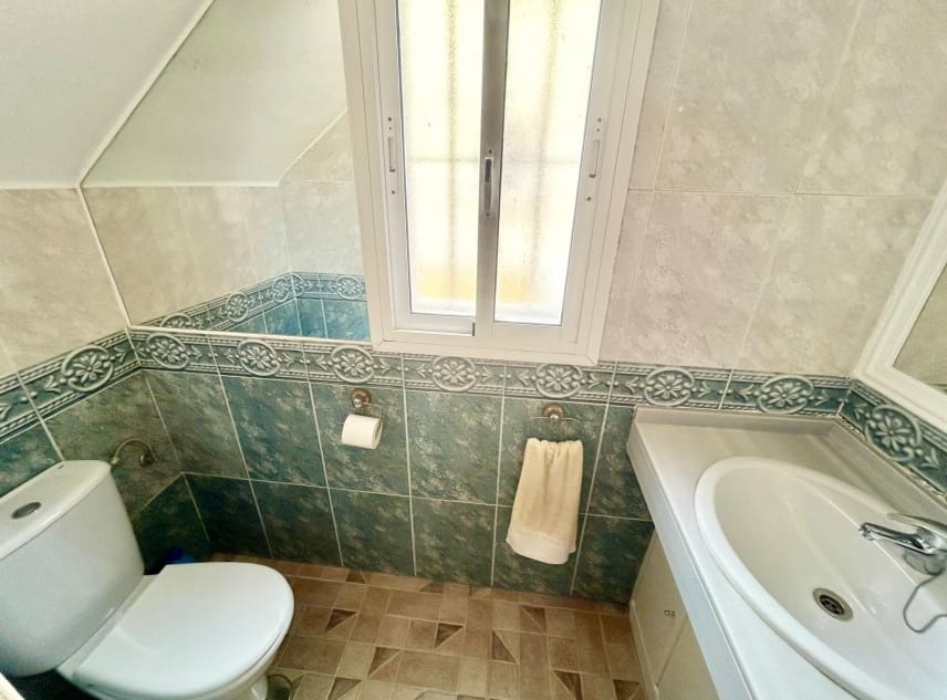 3 bedroom Villa for sale in La Torreta with pool garage - € 179,950 (Ref: 9823488)
