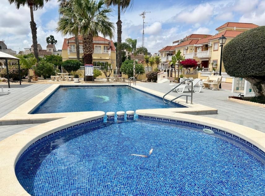 3 bedroom Villa for sale in La Torreta with pool garage - € 179,950 (Ref: 9823488)
