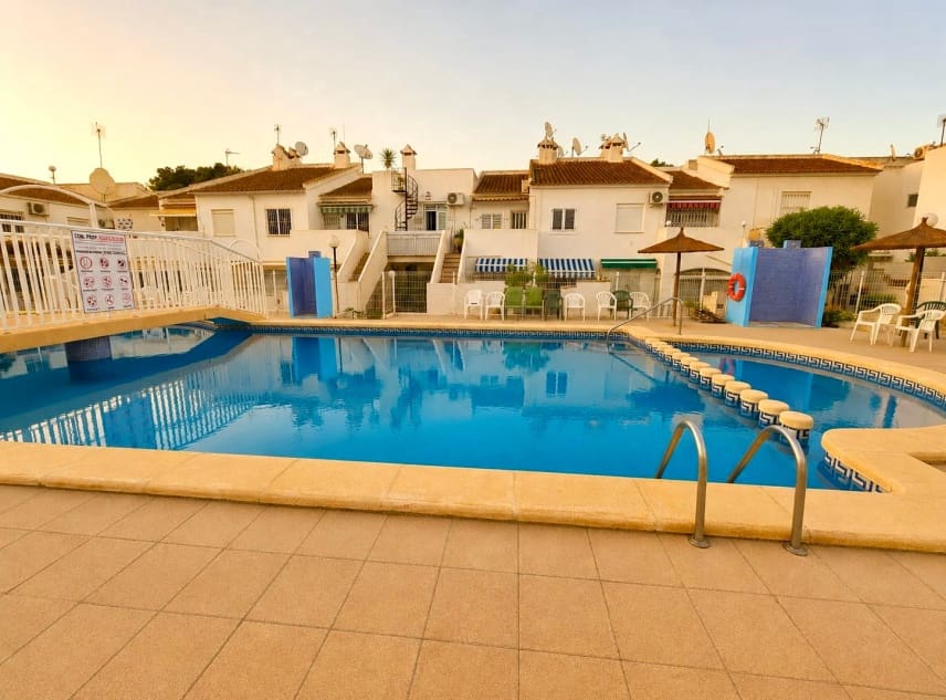 3 bedroom Townhouse for sale in El Chaparral with pool - € 175,000 (Ref: 9849980)
