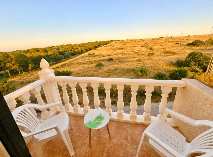 3 bedroom Townhouse for sale in El Chaparral with pool - € 175,000 (Ref: 9849980)