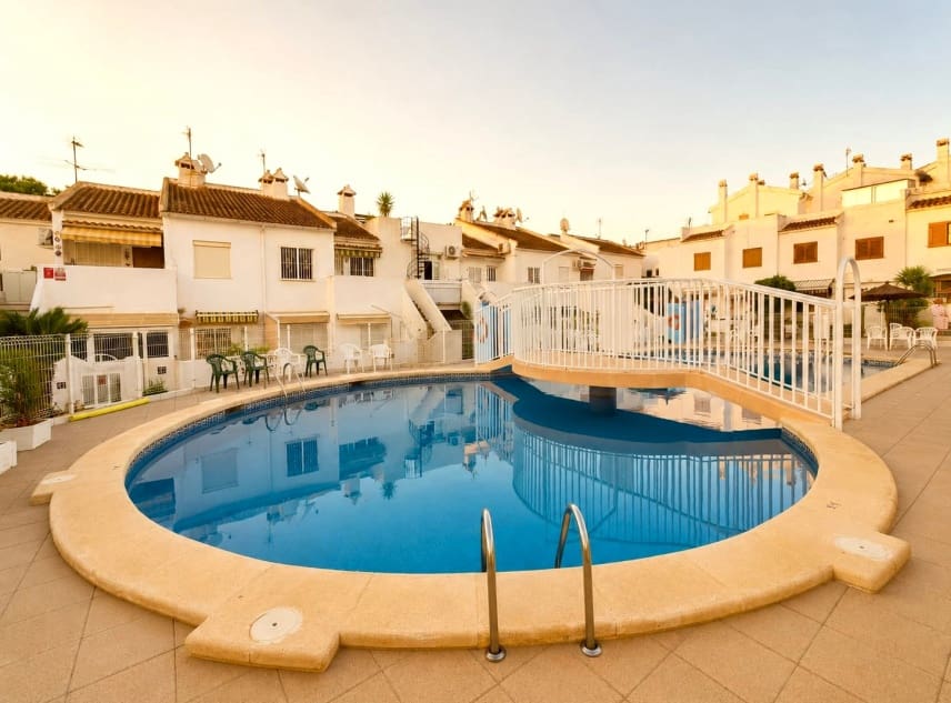 3 bedroom Townhouse for sale in El Chaparral with pool - € 175,000 (Ref: 9849980)
