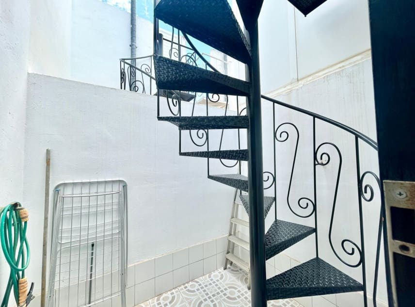 2 chambre Bungalow à vendre à Torrevieja avec piscine garage - 139 950 € (Ref: 9850547)