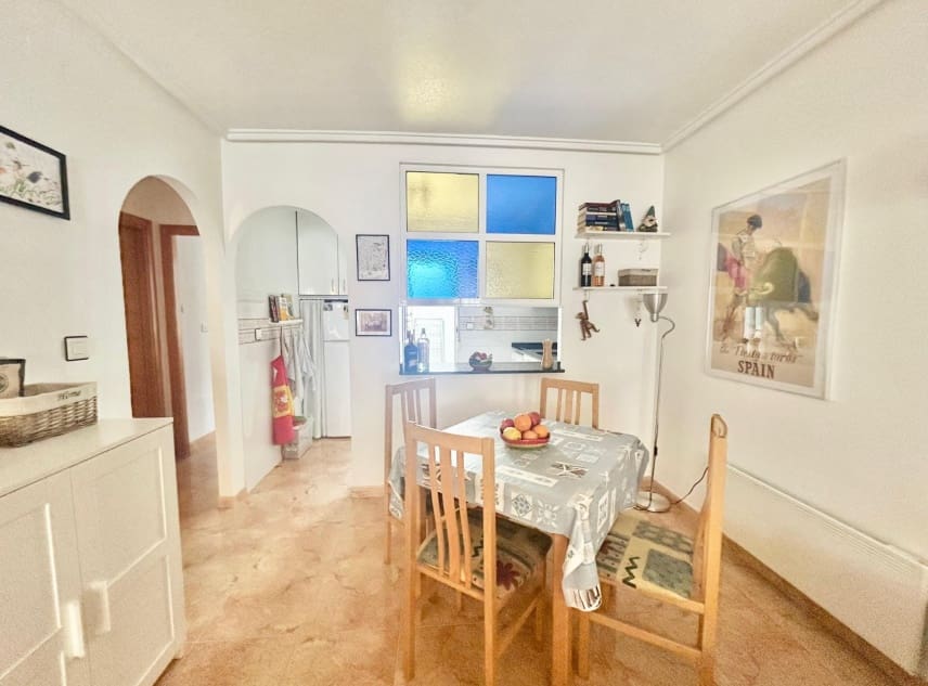 2 chambre Bungalow à vendre à Torrevieja avec piscine garage - 139 950 € (Ref: 9850547)