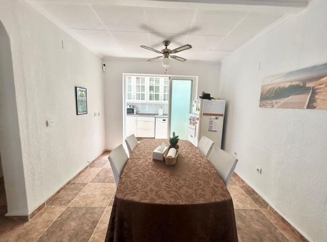 3 quarto Bungalow para venda em San Luis, Torrevieja - 129 950 € (Ref: 9872780)