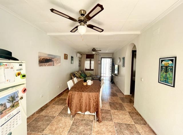 3 quarto Bungalow para venda em San Luis, Torrevieja - 129 950 € (Ref: 9872780)