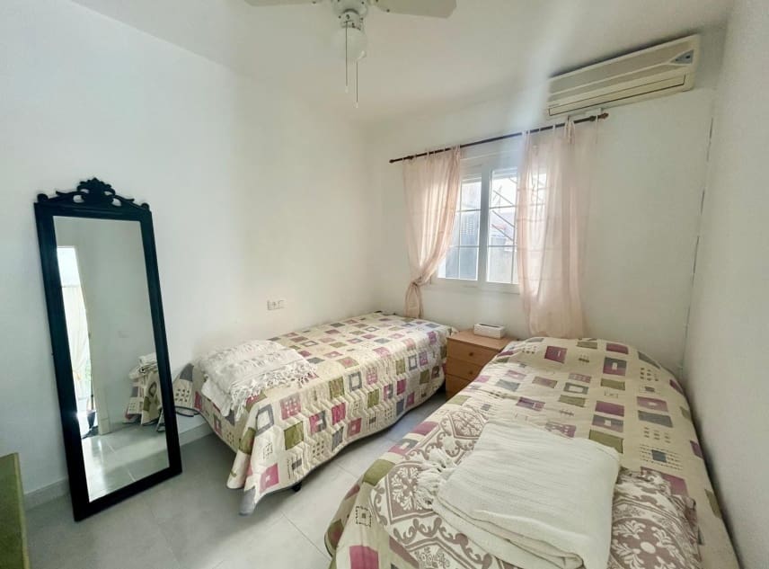 2 quarto Bungalow para venda em La Torreta com piscina garagem - 169 950 € (Ref: 9876240)