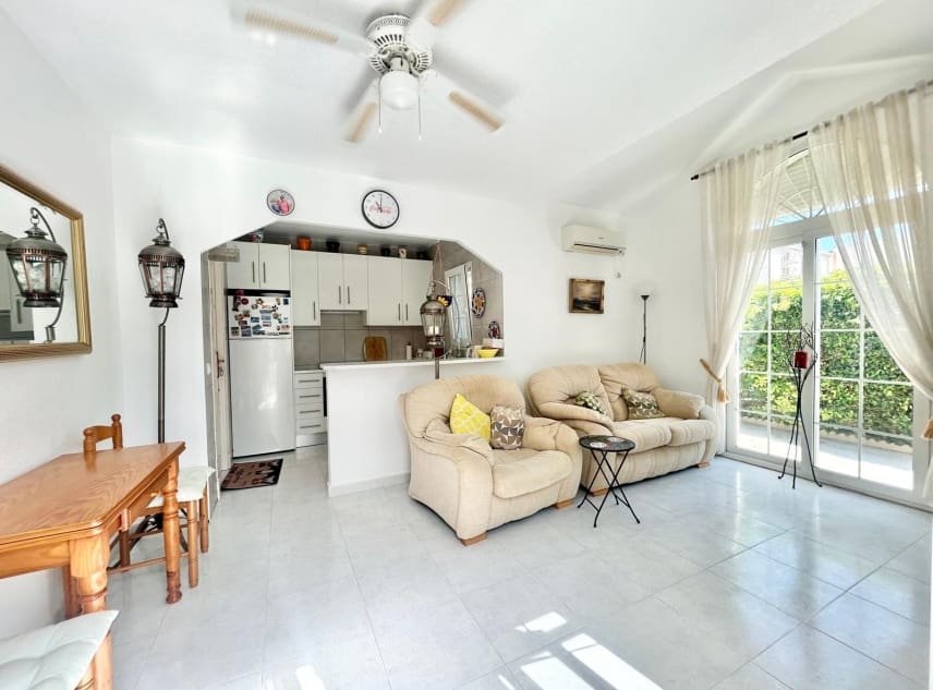 2 quarto Bungalow para venda em La Torreta com piscina garagem - 169 950 € (Ref: 9876240)