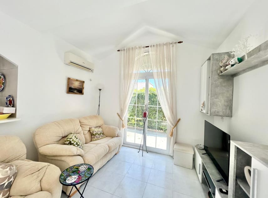 2 quarto Bungalow para venda em La Torreta com piscina garagem - 169 950 € (Ref: 9876240)