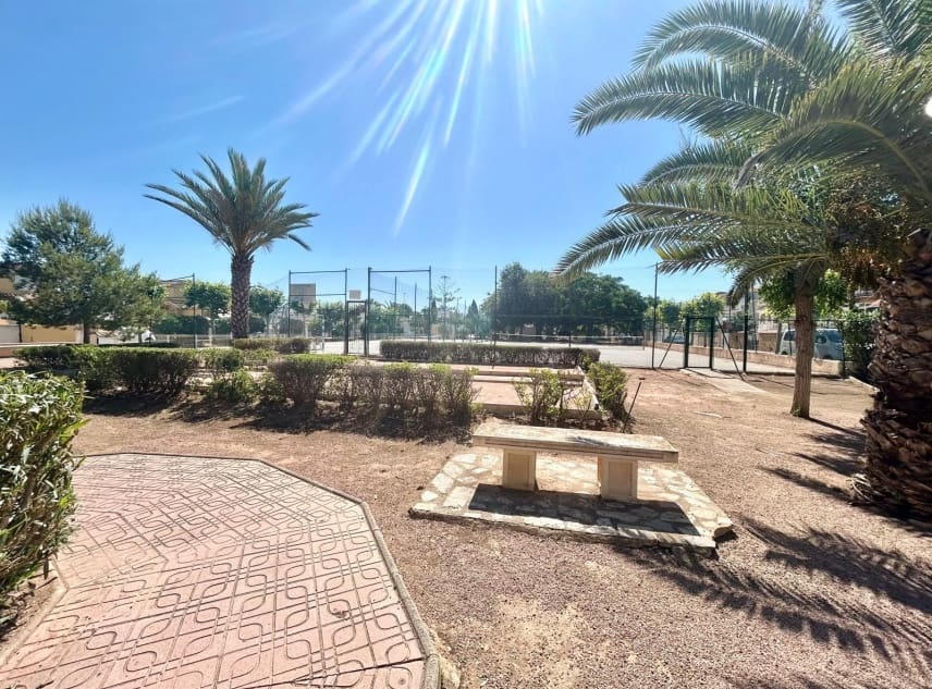 2 quarto Bungalow para venda em La Torreta com piscina garagem - 169 950 € (Ref: 9876240)