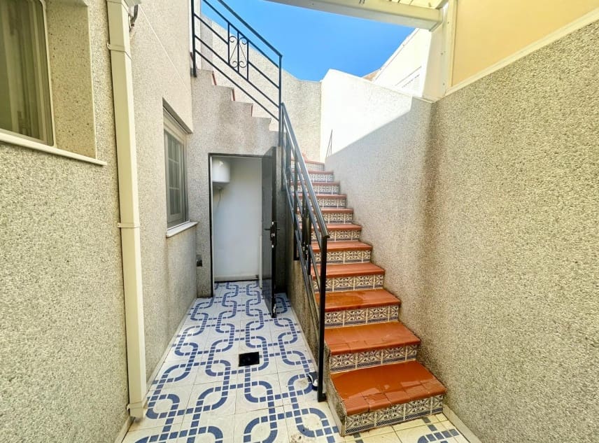 2 quarto Bungalow para venda em La Torreta com piscina garagem - 169 950 € (Ref: 9876240)