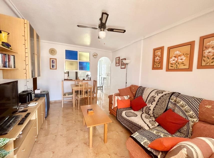 2 camera da letto Bungalow in vendita in Torrevieja con piscina - 119.950 € (Rif: 9882506)