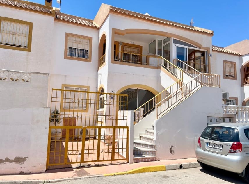2 camera da letto Bungalow in vendita in Torrevieja con piscina - 119.950 € (Rif: 9882506)