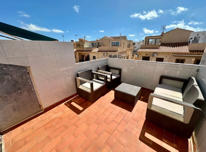 Bungalow de 2 habitaciones en El Chaparral en venta con piscina - 119.950 € (Ref: 9899269)