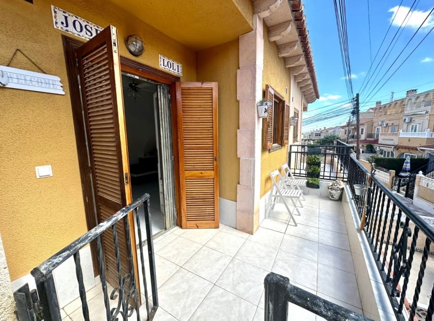 Bungalow de 2 habitaciones en El Chaparral en venta con piscina - 119.950 € (Ref: 9899269)