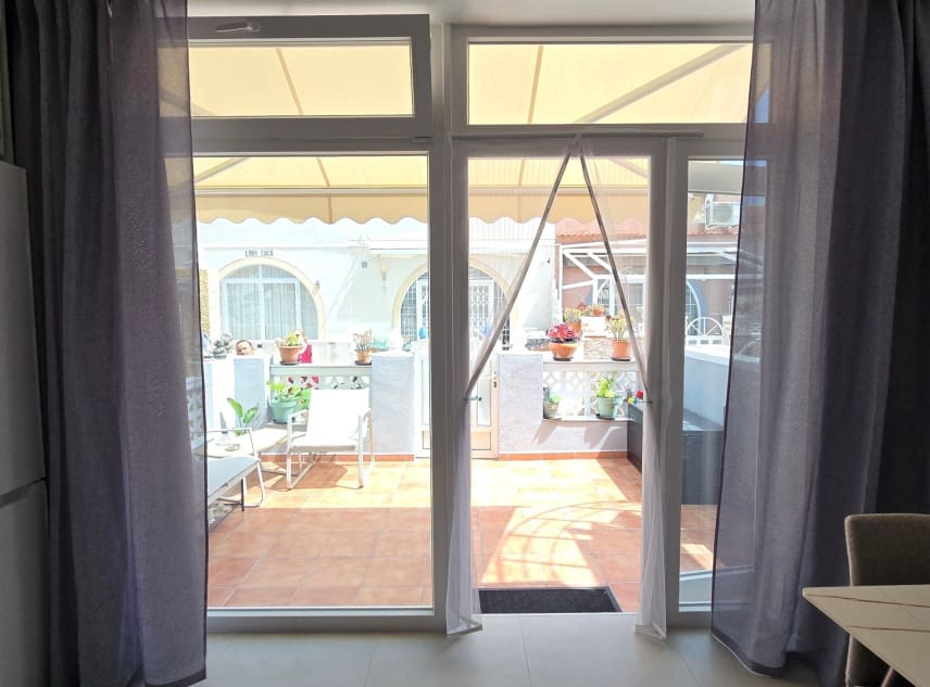 1 bedroom Bungalow for sale in La Siesta - € 139,950 (Ref: 9911912)