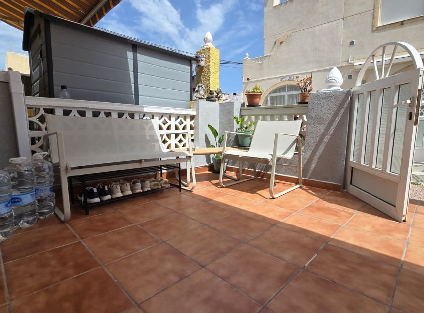 1 bedroom Bungalow for sale in La Siesta - € 139,950 (Ref: 9911912)
