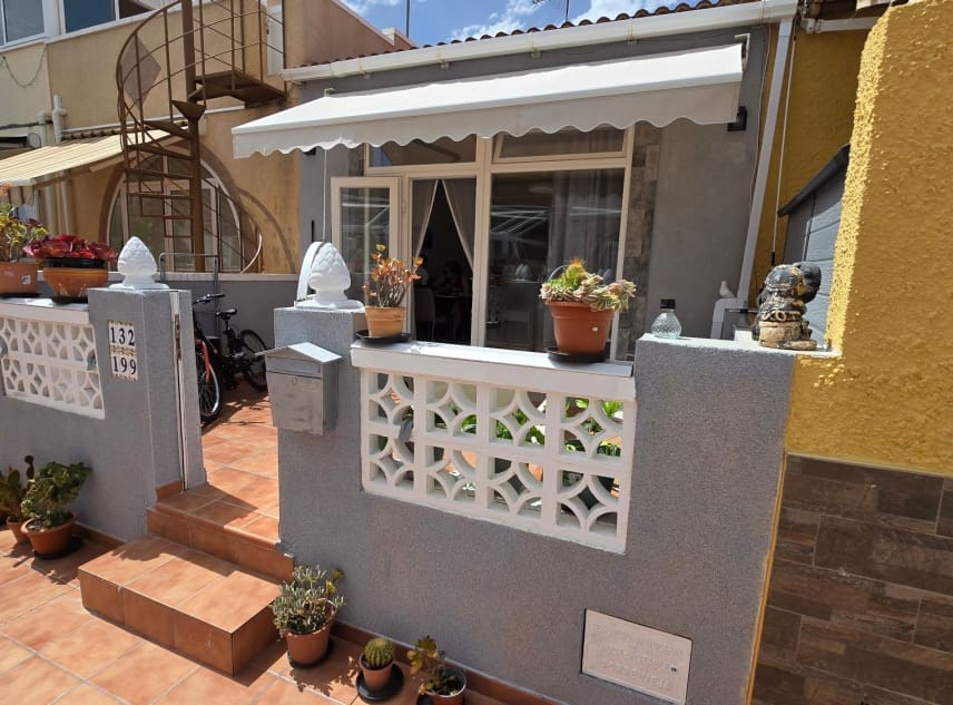 1 bedroom Bungalow for sale in La Siesta - € 139,950 (Ref: 9911912)
