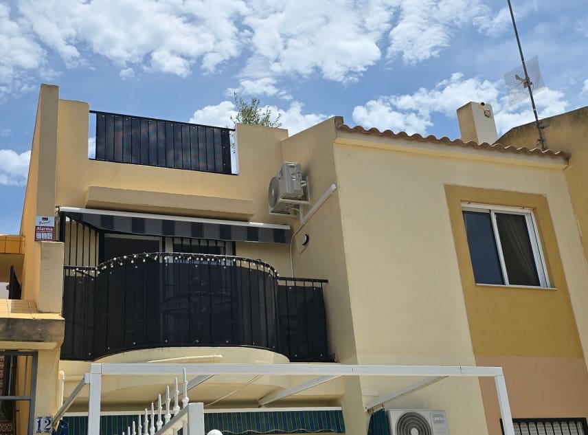 2 bedroom Bungalow for sale in El Chaparral with pool - € 129,950 (Ref: 9925191)