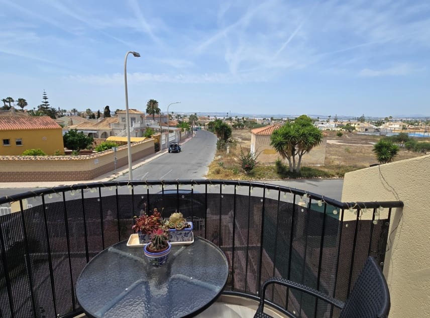 2 bedroom Bungalow for sale in El Chaparral with pool - € 129,950 (Ref: 9925191)