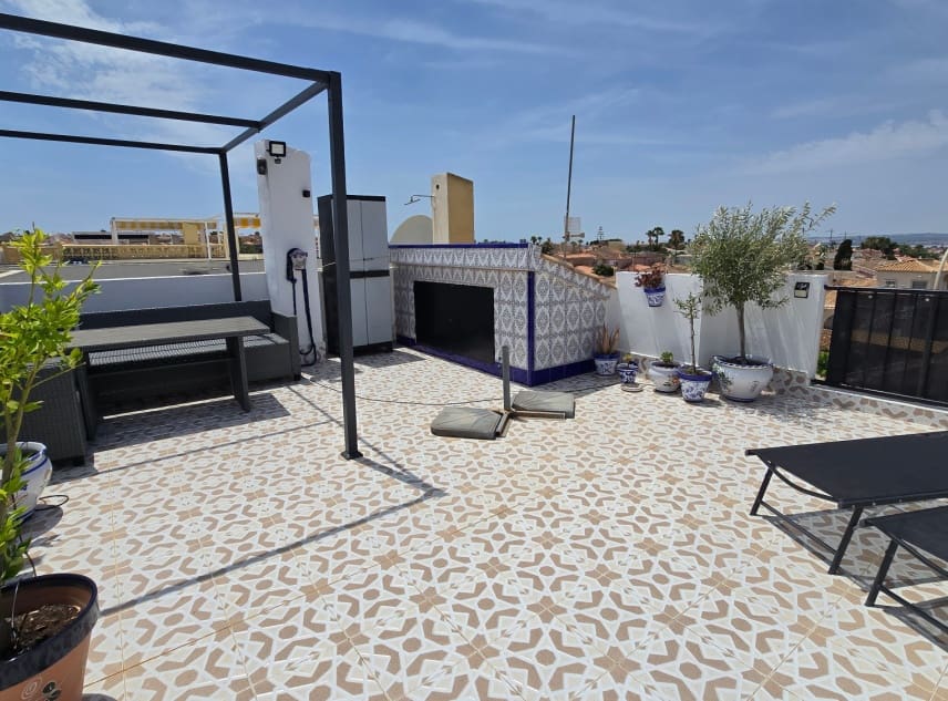 2 bedroom Bungalow for sale in El Chaparral with pool - € 129,950 (Ref: 9925191)