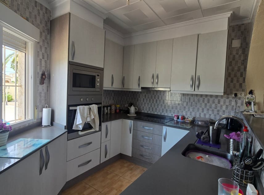 3 slaapkamer Villa te koop in San Luis met zwembad garage - € 339.950 (Ref: 9926344)
