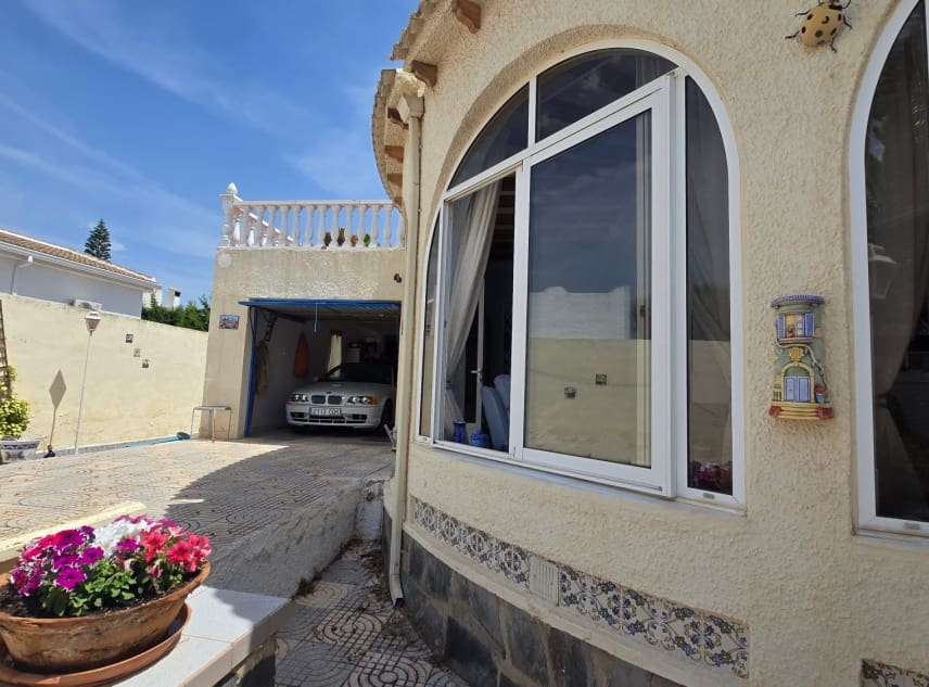 3 slaapkamer Villa te koop in San Luis met zwembad garage - € 339.950 (Ref: 9926344)