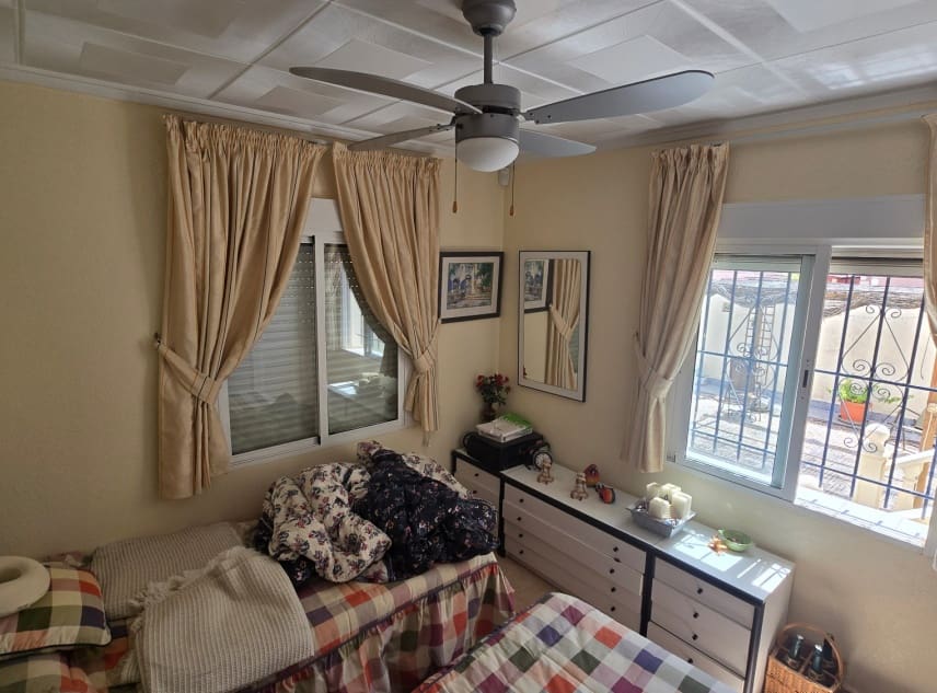 3 slaapkamer Villa te koop in San Luis met zwembad garage - € 339.950 (Ref: 9926344)