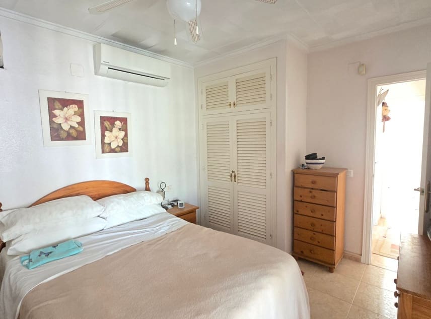 3 slaapkamer Villa te koop in San Luis met zwembad garage - € 339.950 (Ref: 9926344)