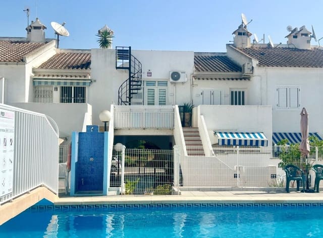 2 soverom Bungalow til salgs i El Chaparral, Torrevieja med svømmebasseng - € 126 000 (Ref: 9961688)