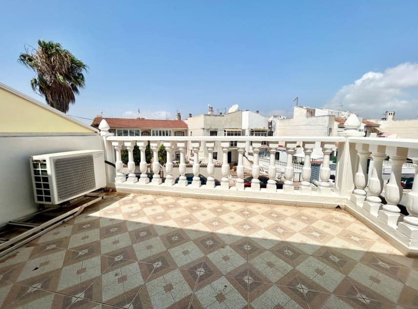 2 camera da letto Casa in vendita in El Chaparral con piscina - 135.000 € (Rif: 9964479)