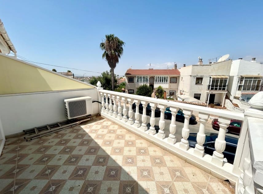 2 camera da letto Casa in vendita in El Chaparral con piscina - 135.000 € (Rif: 9964479)