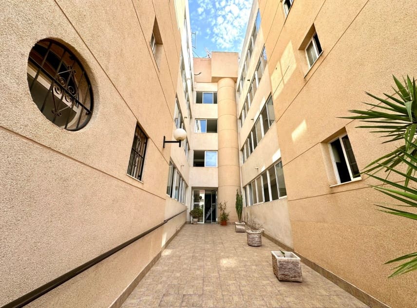 3 soverom Leilighet til salgs i San Luis med svømmebasseng - € 199 950 (Ref: 9964480)