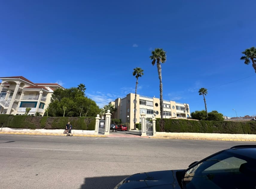 3 bedroom Apartment for sale in San Luis with pool - € 189,000 (Ref: 9964480)