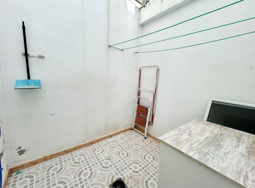 2 sovrum Bungalow till salu i Torrevieja med pool garage - 129 000 € (Ref: 9997958)