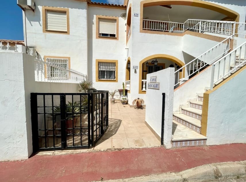 2 sovrum Bungalow till salu i Torrevieja med pool garage - 129 000 € (Ref: 9997958)