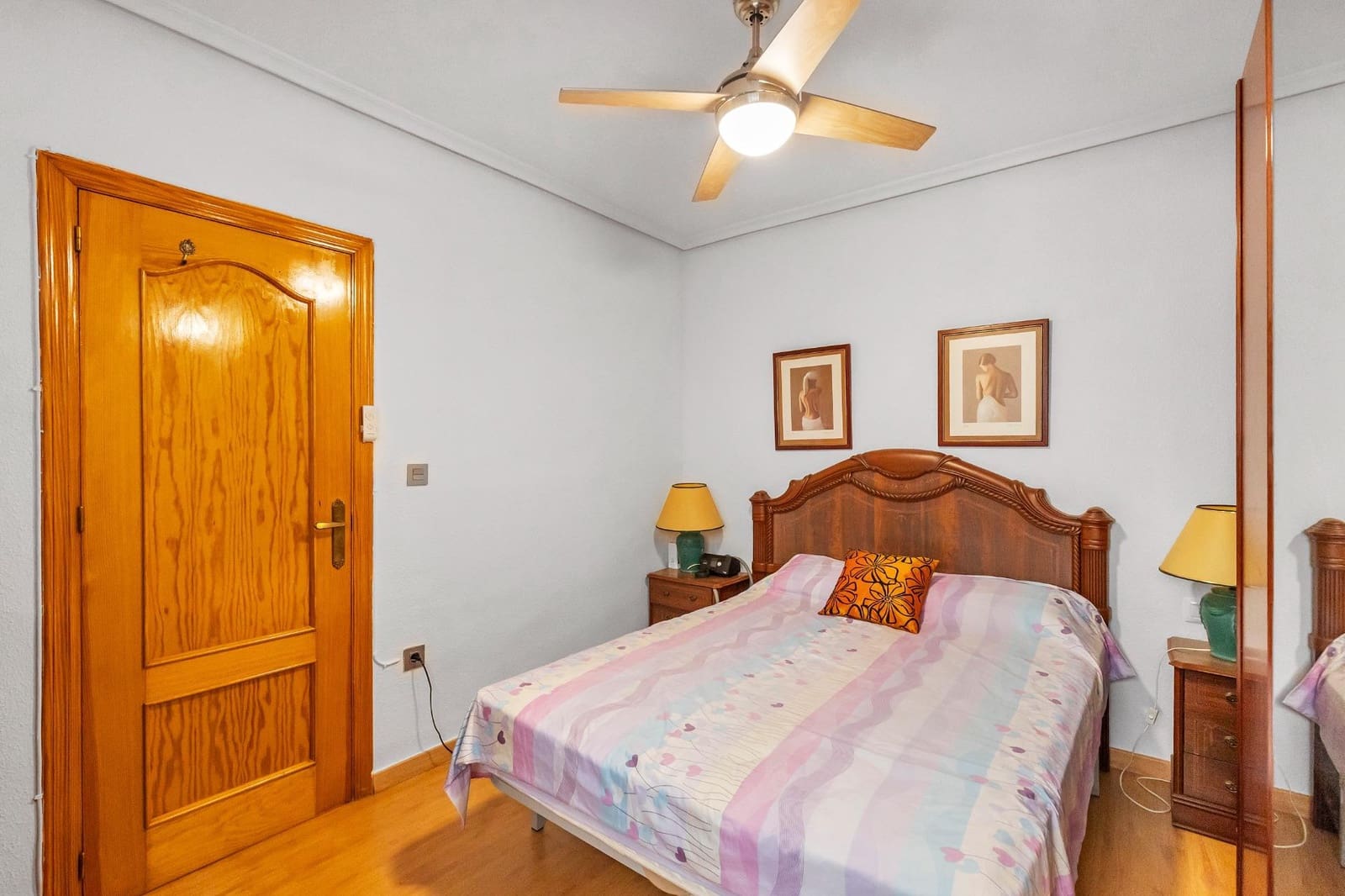 2 slaapkamer Flat te koop in Torrevieja - € 169.900 (Ref: 10006138)