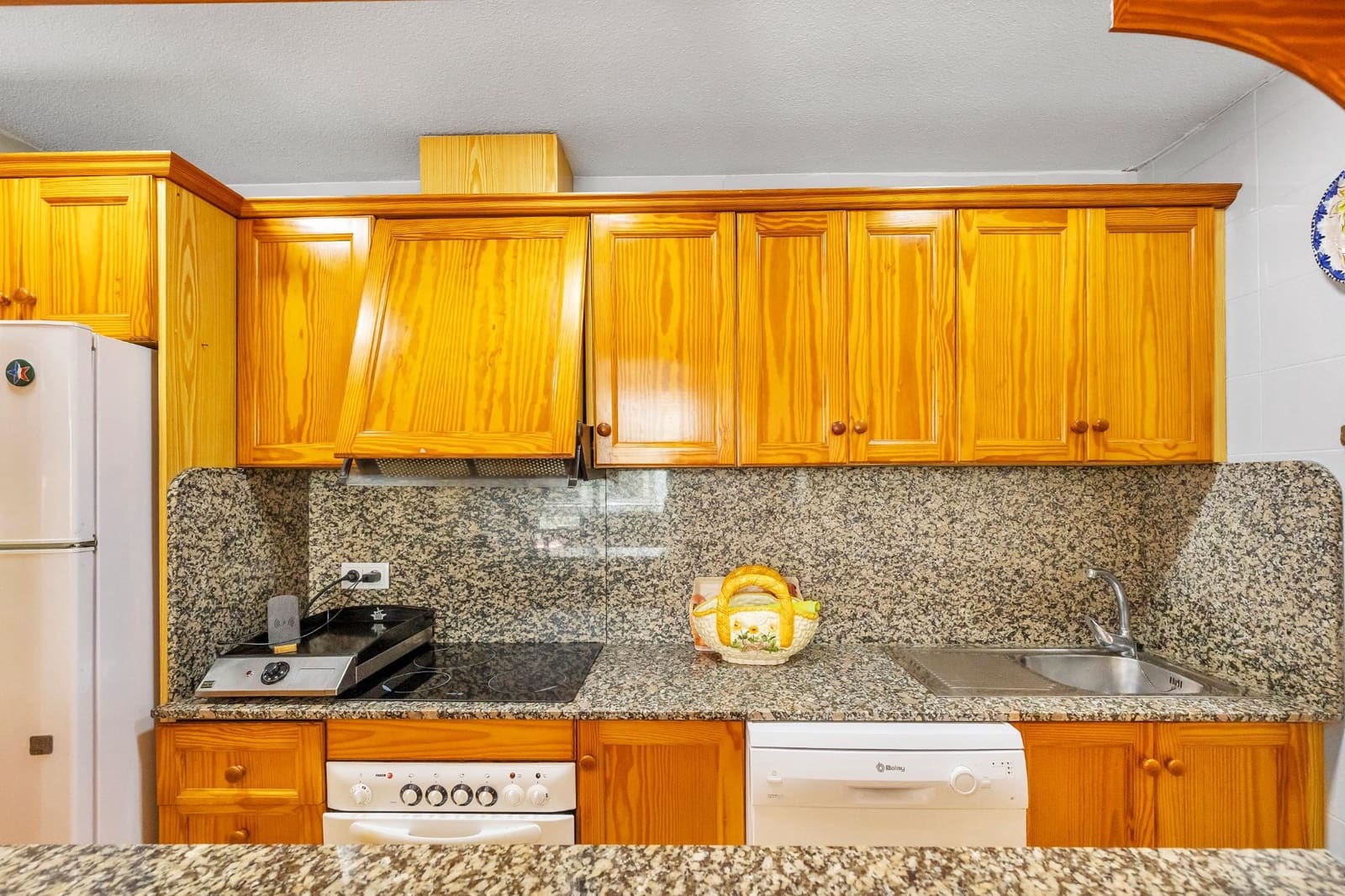 2 slaapkamer Flat te koop in Torrevieja - € 169.900 (Ref: 10006138)