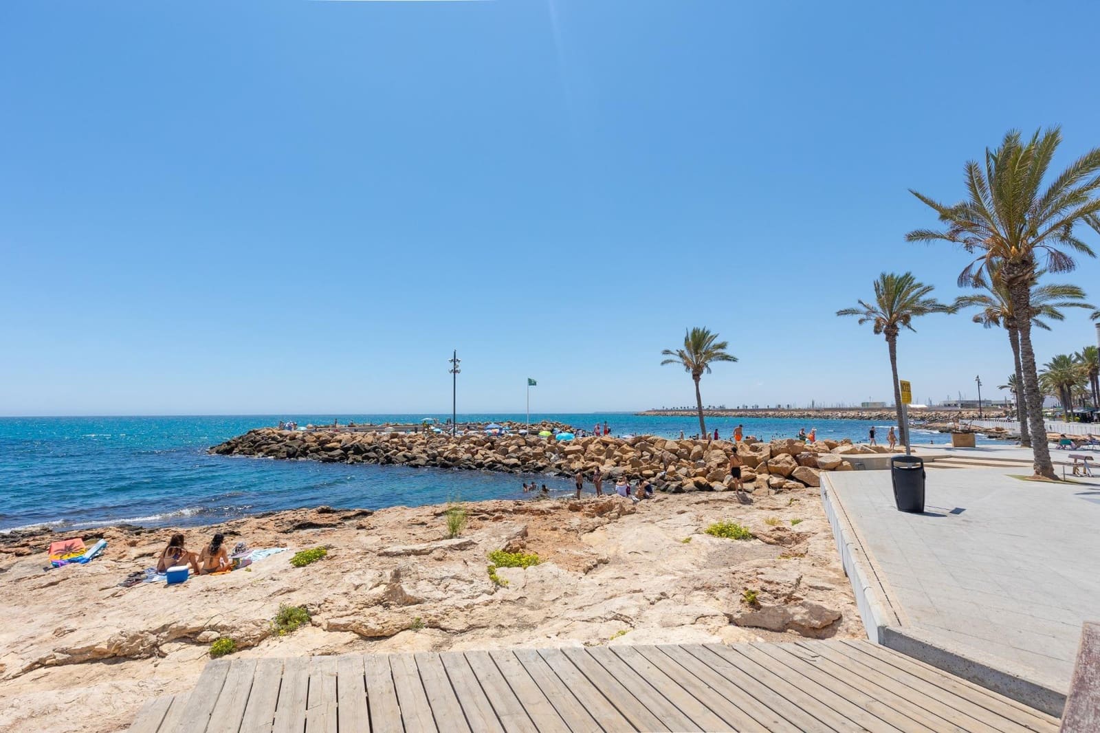 2 slaapkamer Flat te koop in Torrevieja - € 169.900 (Ref: 10006138)
