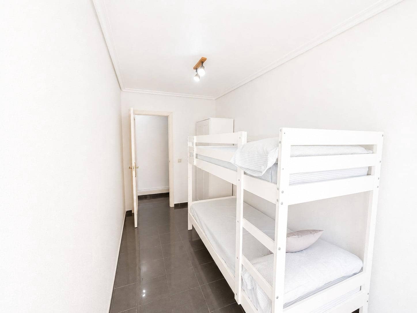 2 soveværelse Penthouse til salg i Torrevieja med garage - € 180.000 (Ref: 10008190)