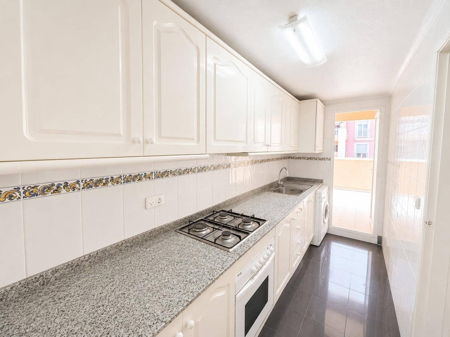2 soveværelse Penthouse til salg i Torrevieja med garage - € 180.000 (Ref: 10008190)